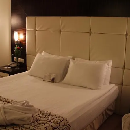 Surmeli Szálloda 5*
