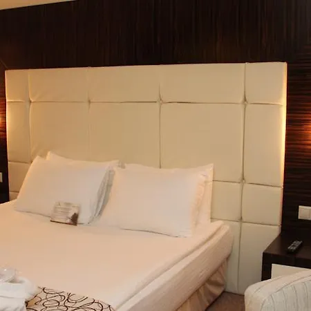 Surmeli Otel